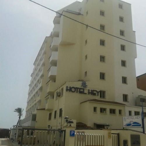 fachada-hotel-hey-peniscola-002